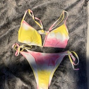 Large but fits like medium! New - never worn